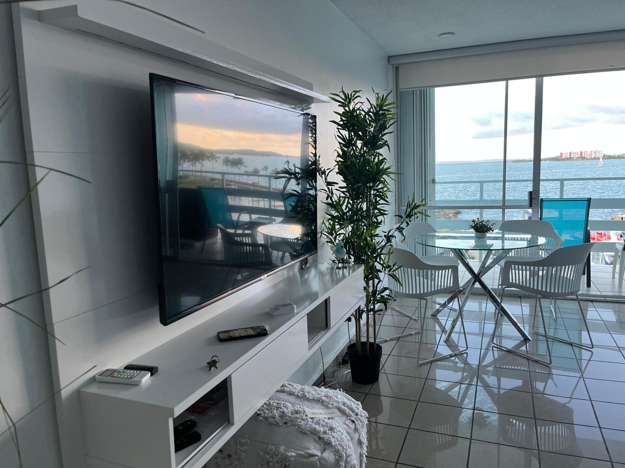 Beautiful Ocean Blue Love Oceanfront Apartment 파하르도 외부 사진